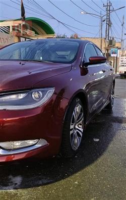 کرایسلەر 200